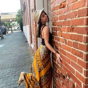 Like New Free People Maxi Skirt Size 0 !!!